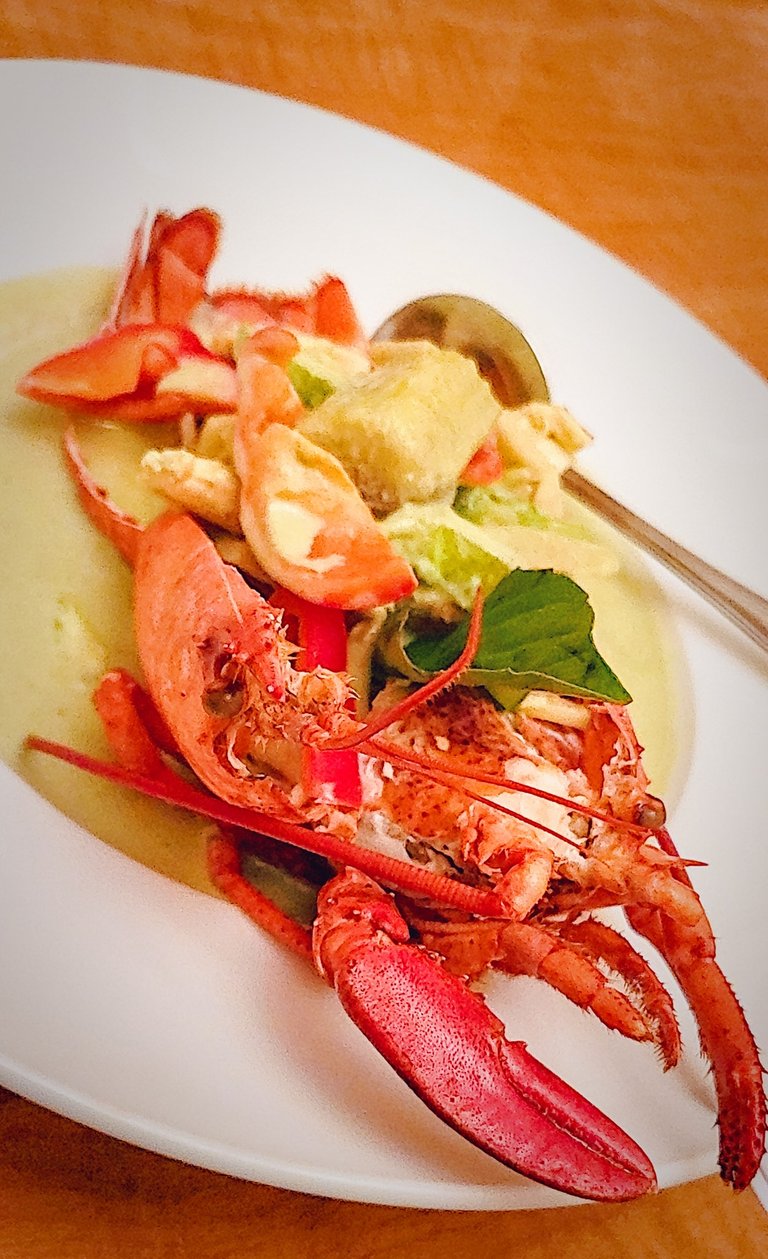 Lobster Green Curry.jpeg