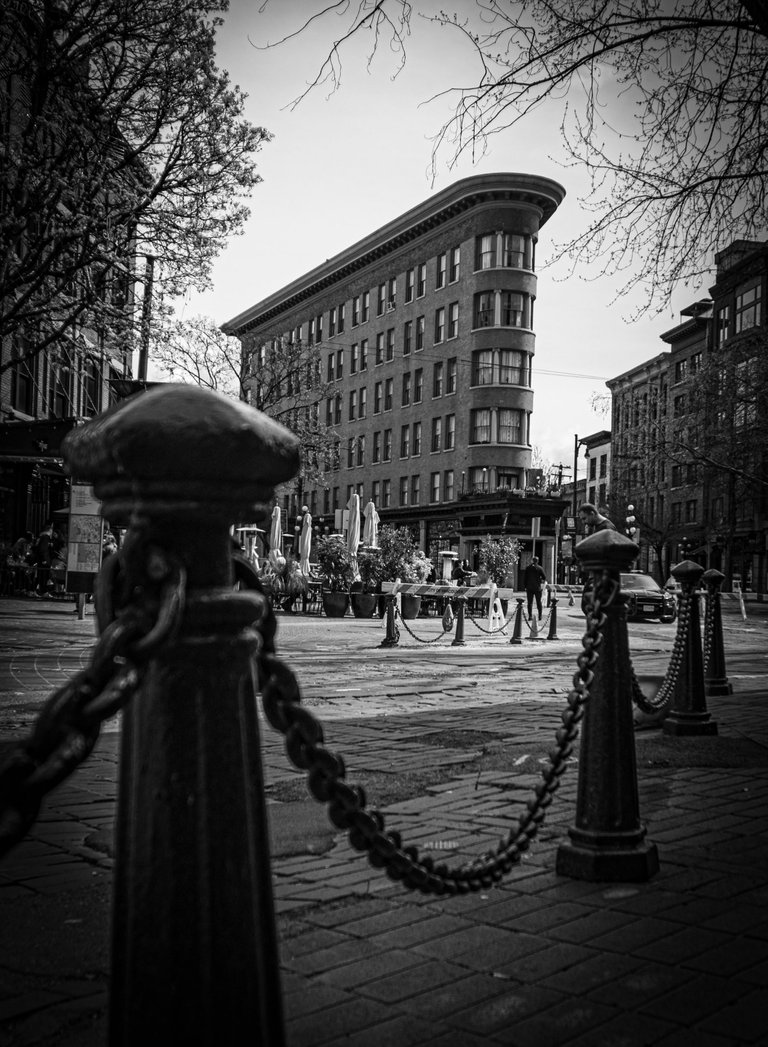 gastown B&W 2.jpeg