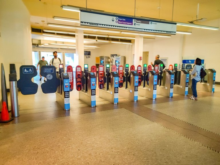 Fare Gates/Scanners