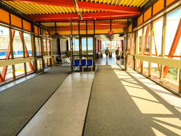 Tunnel connecting Waterfront Station to Seabus Terminal