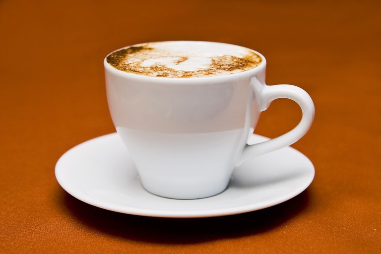 cappuccino-756490_1280.jpg