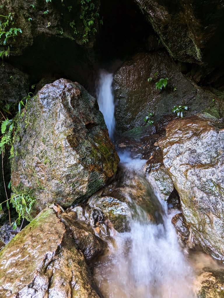 PXL_20230907_092802633.LONG_EXPOSURE-01.COVER.jpg