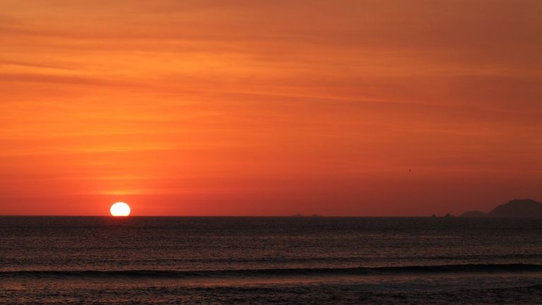 Atardecer En Lima Peru.jpg