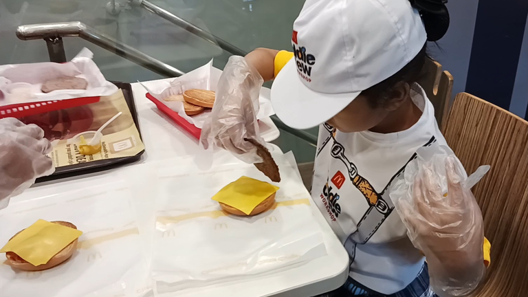 McDonald Kiddie Crew Experience (4).png