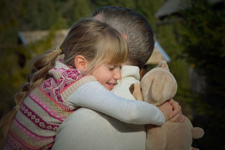father-551921_1280.jpg