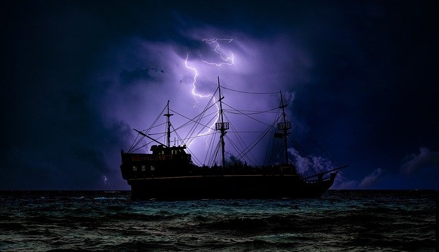 pirate-ship-3424849_640.jpg