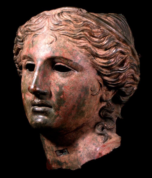 Bronze head from a cult statue of Anahita, shown in the guise of Aphrodite. Item #384321001 - The Trustees of the British Museum (CC BY-NC-SA 4.0)