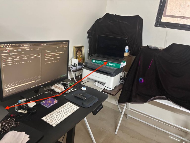 2 macBook Pros