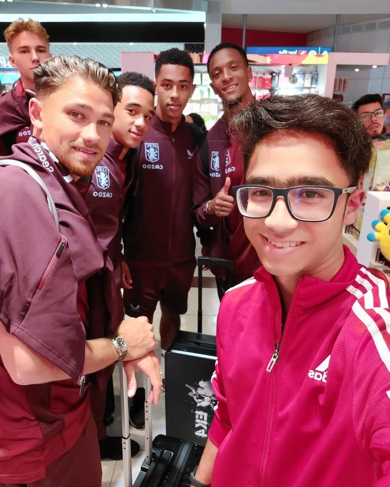 Picture with Aston Villa Gang