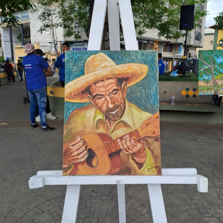 Comic photos and art in the streets /  Fotos cómicas y arte en las calles - My Actifit Report Card: May 28 2025