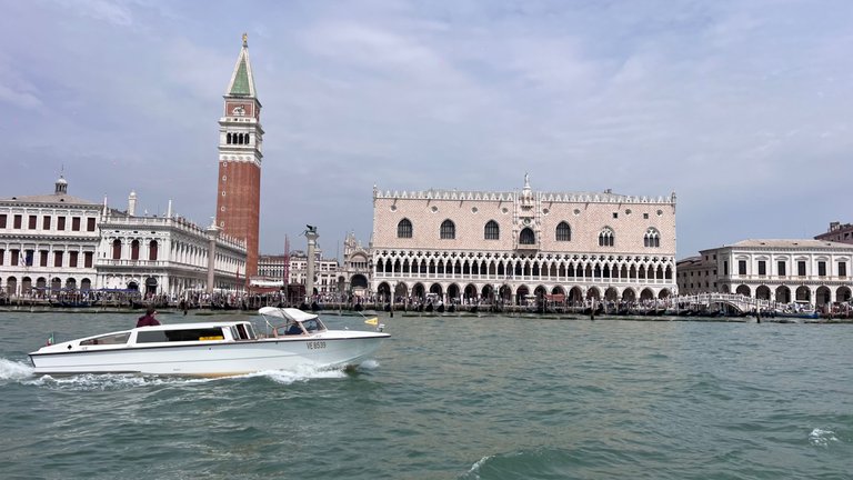 7B3318F3-1281-474B-94D6-CA035B076381.jpeg