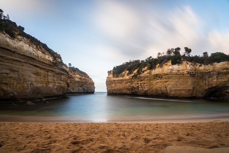 Loch Ard Gorge, Port Campbell. By Matt Lamers. Photo Source - unspalsh.com