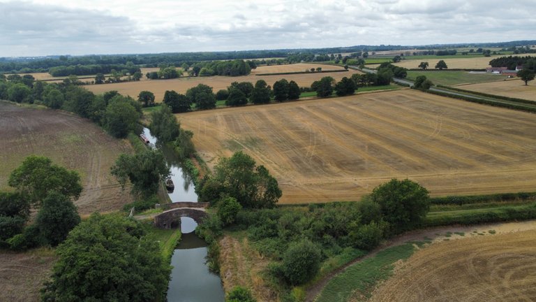 dji_fly_20250730_114408_465_1753872496406_photo_optimized.jpeg