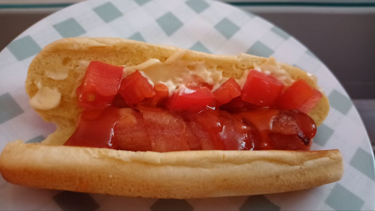 Ahora a comerme tambien unos hotdogs que hice mientras escribia este post - Now I am going to eat some hotdogs I made while writing this post.