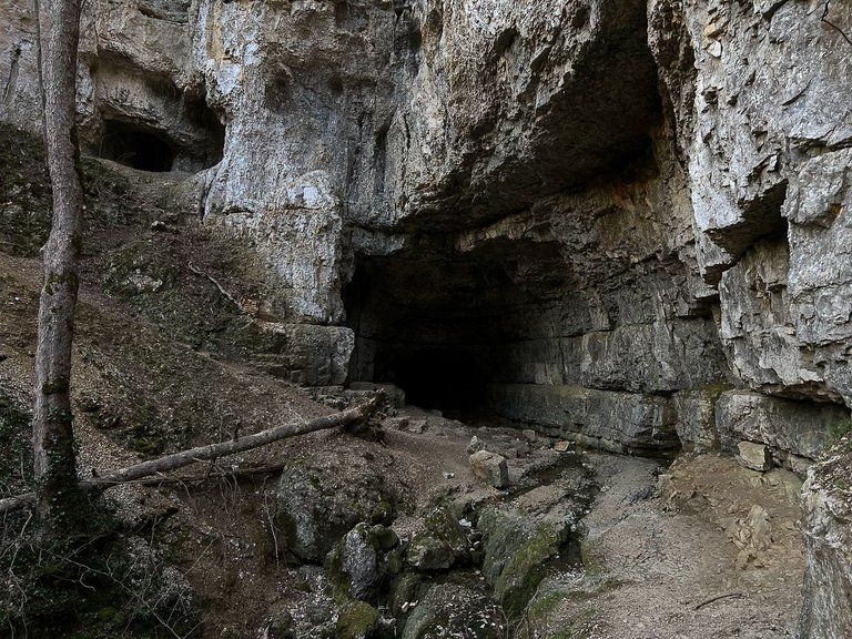 falkensteiner-cave-5.jpg