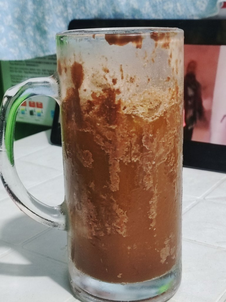Movie Saturdate with My Homemade Iced Coffee ☺️❤️