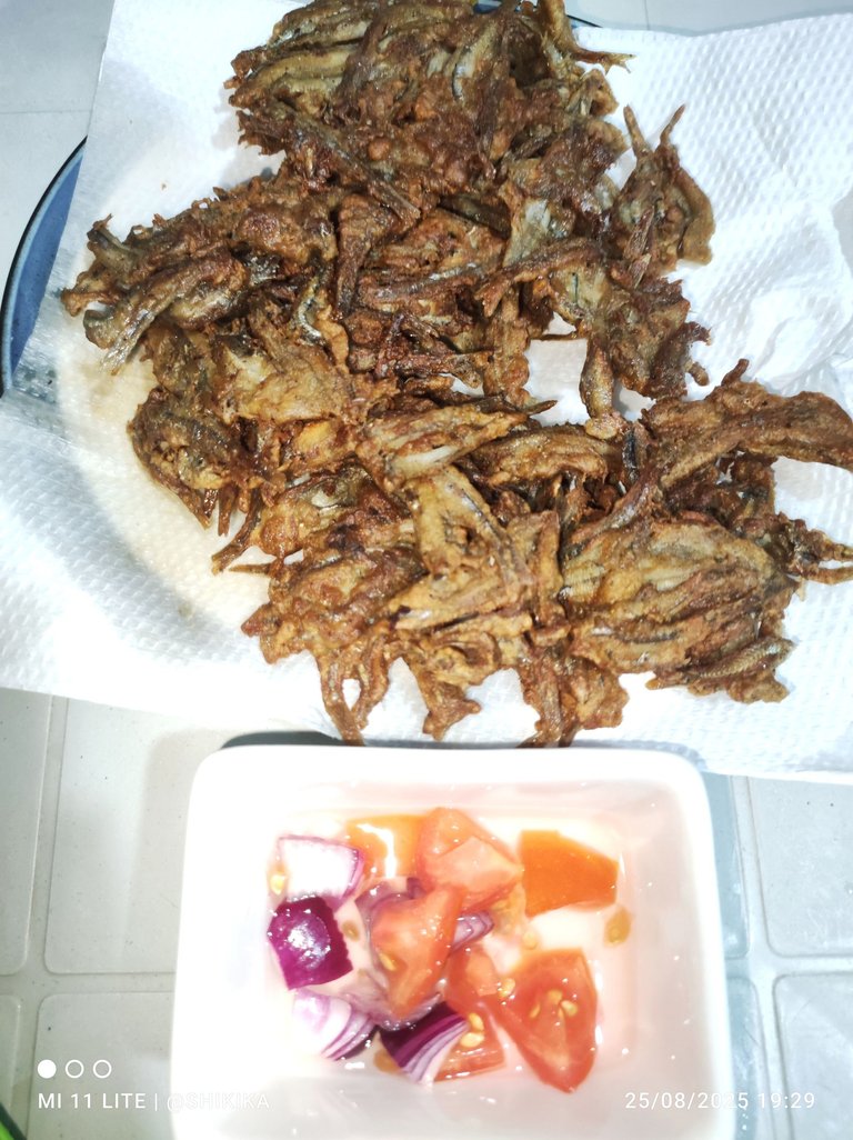 Magic Shikika Recipe: Crispy Anchovies Omelette ☺️😋❤️