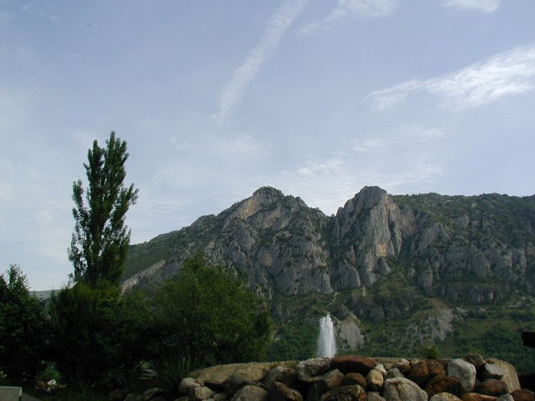 058-Fountain in Neanderthal Art Park in Pyrenees.JPG