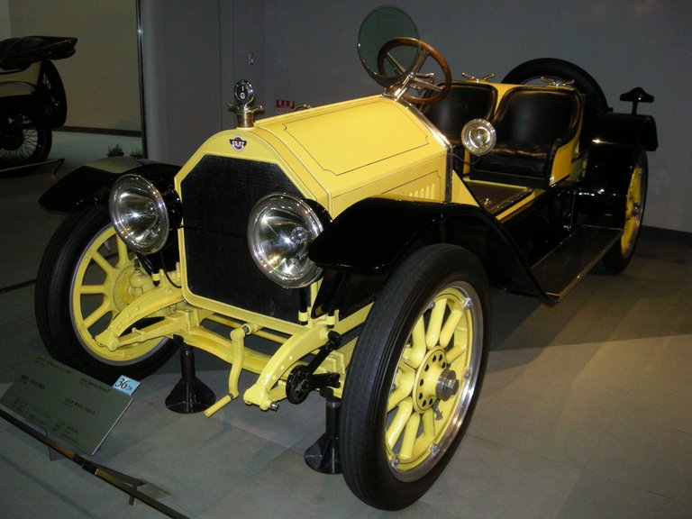 041-Stutz Bear Cat.JPG