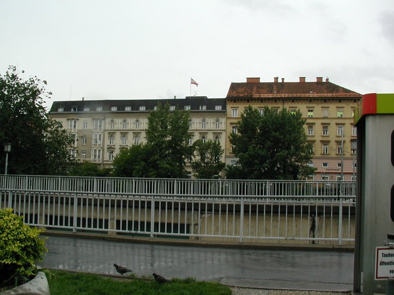 002-Hotel in Graz.JPG