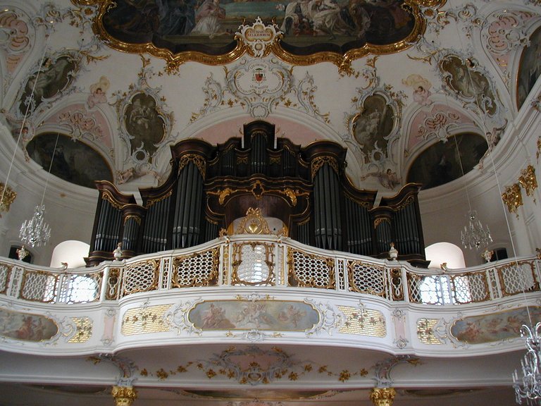 204-Organ inside old Mainz church.JPG