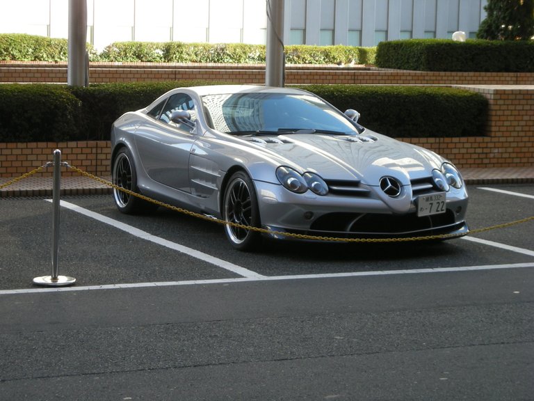 171-McLaren SLR.JPG