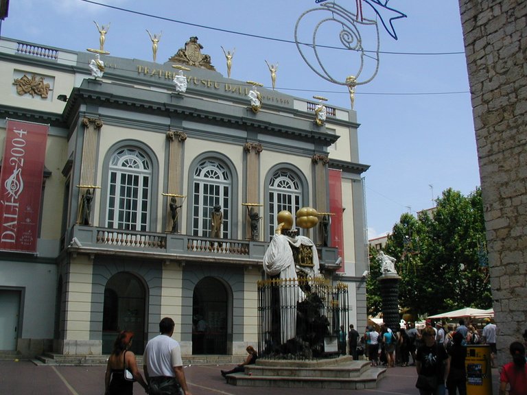 104-Ticket line for Dali Musee too long.JPG