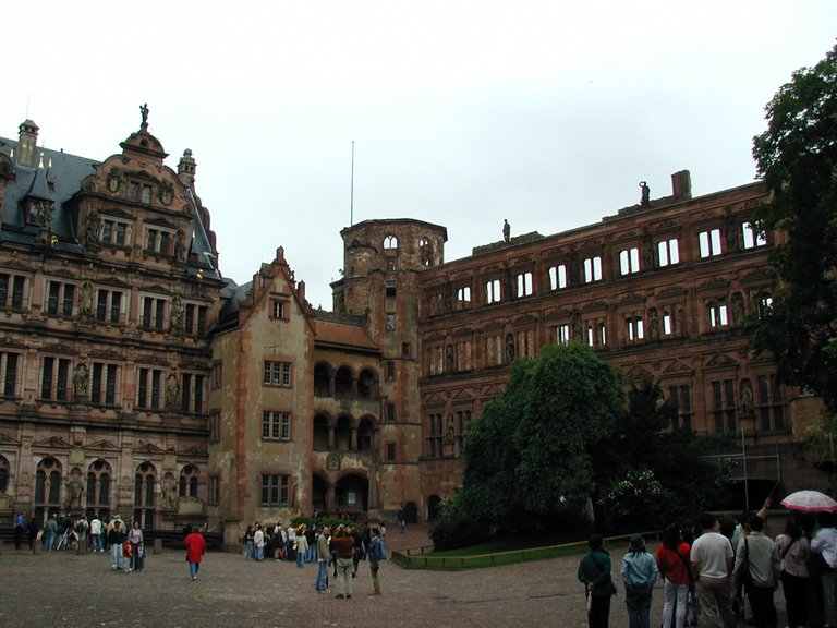 144-Interior of Schoss Heidelburg.JPG