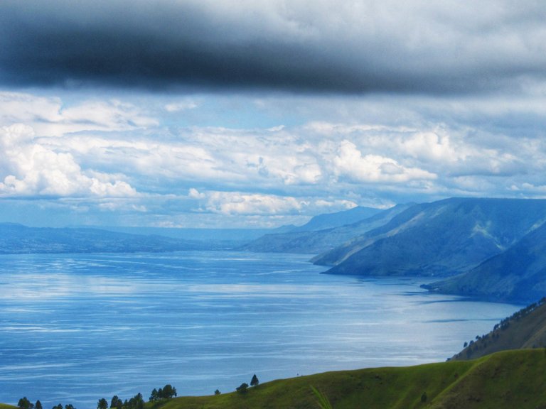 Danau Toba 03.jpg