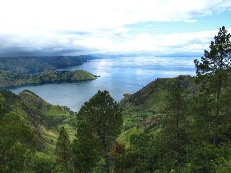 Danau Toba 04.jpeg