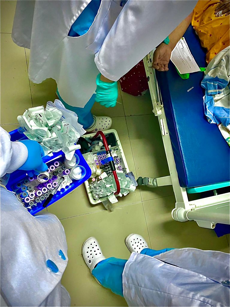 med tech.jpg