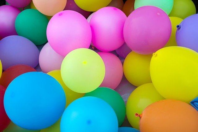 balloons-1869790_640.jpg