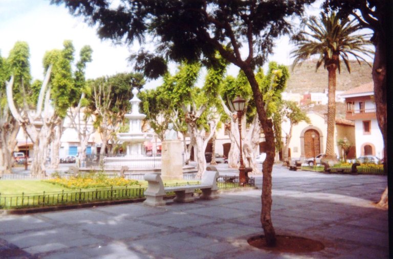 La Laguna Plaza del Adelantado.jpg