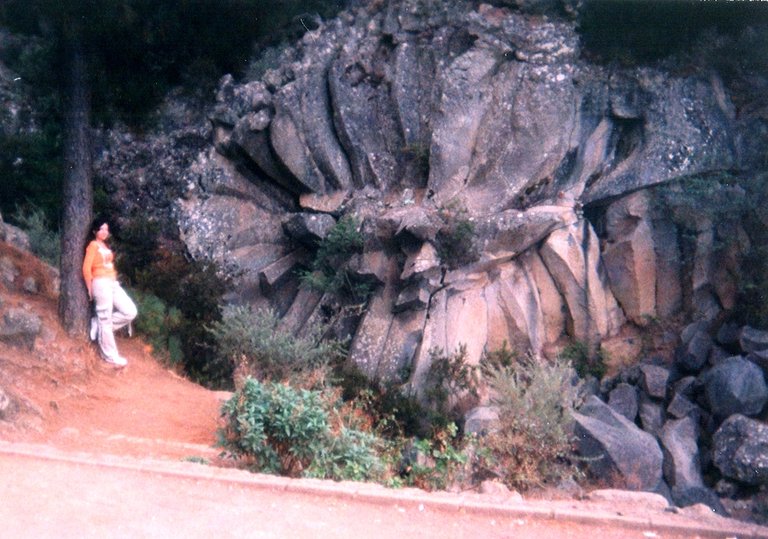 Piedra de La Rosa.jpg