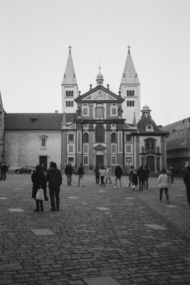 R1-03913-0002.jpg