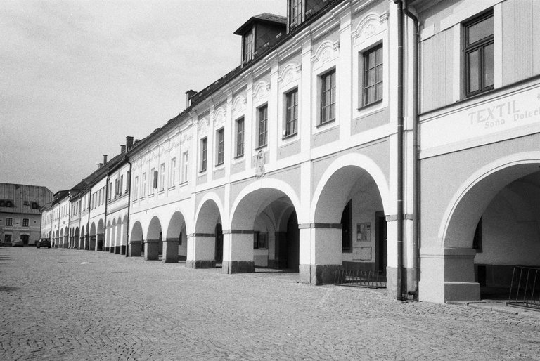 R1-03914-0029.jpg