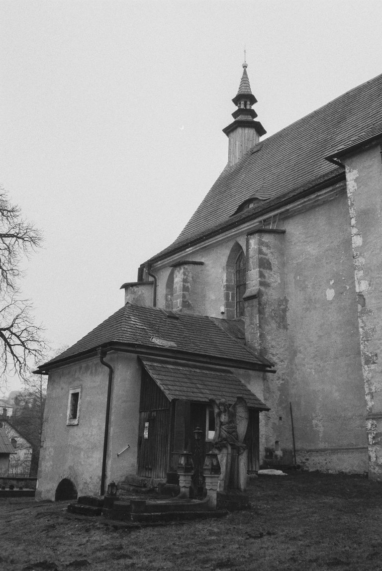 R1-03915-0031.jpg