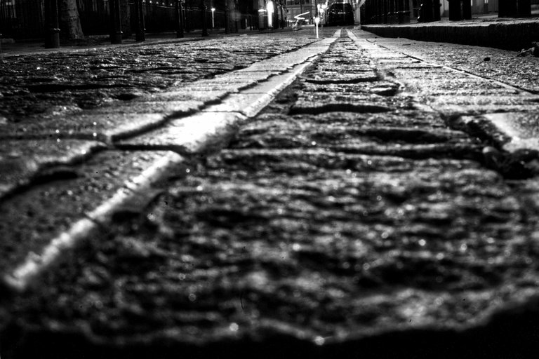 street-bw2.jpg