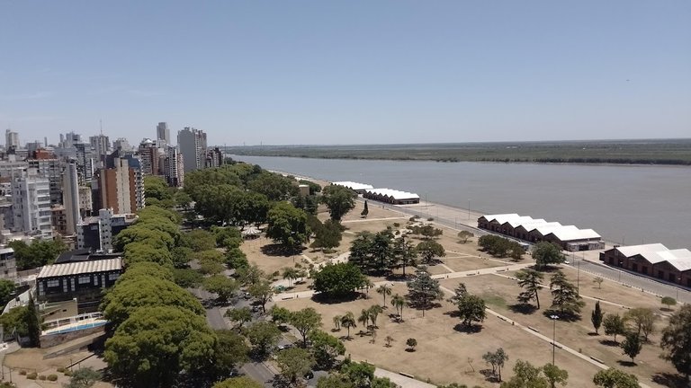 Rio Parana.jpg