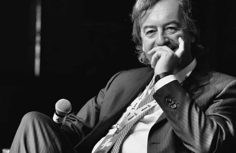 burioni.jpg