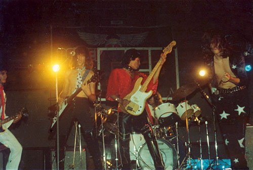 httpspaulgillman.com.vegaleriasPowerAge1980-ptocabello-penaloza.jpg.jpg