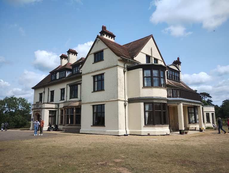 Tranmer House