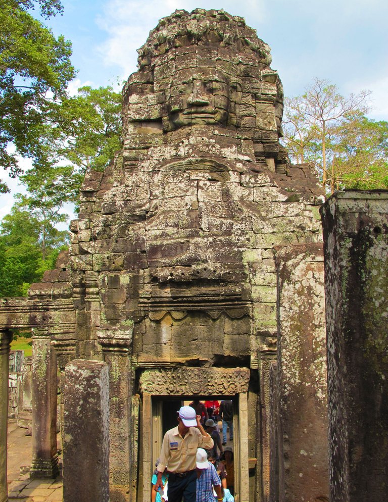 BAYON 14.jpg