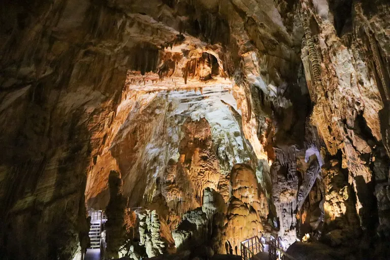 Dong-Tien-Son-Cave.jpg