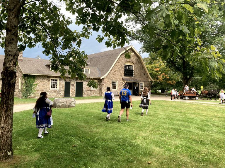 Just a cosplay walk to the horse carriage stop at the entrance to the Farmer's Museum.