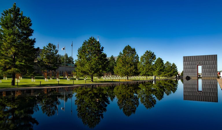 oklahoma-city-bombing-memorial-in-oklahoma.jpg