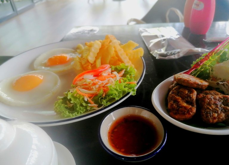 thailand food 1.jpg