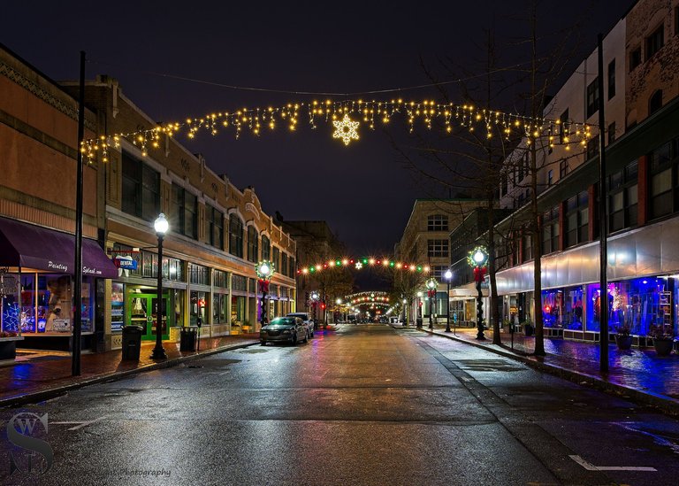 more festive decorations-2.jpg