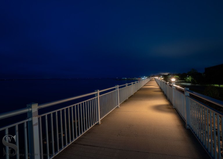 harbor walk.jpg