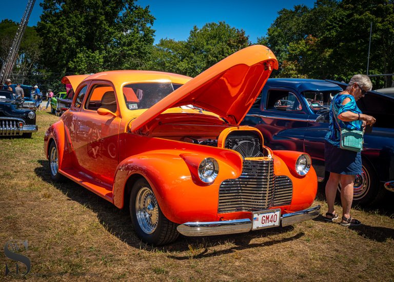 more classic cars-2.jpg
